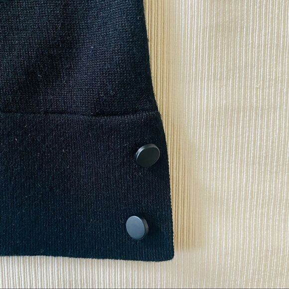 Womens Top Shortsleeve Stretch Knit Shirt Animal Print Cat Fashion Black S M - Picture 2 of 4